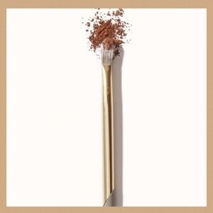 COMPLEX CULTURE Easy Crease Definer Brush by